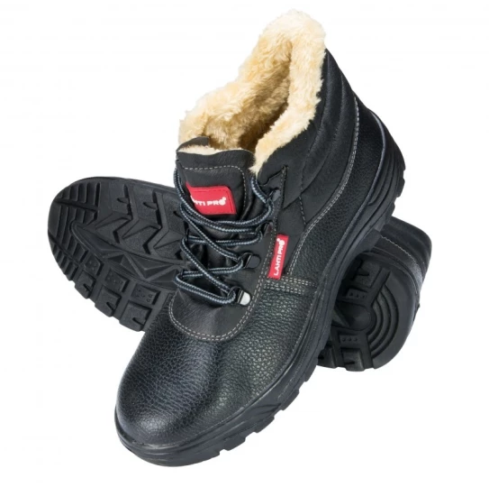 BLACK LEATHER INSULATED BOOTS SIZE 42
